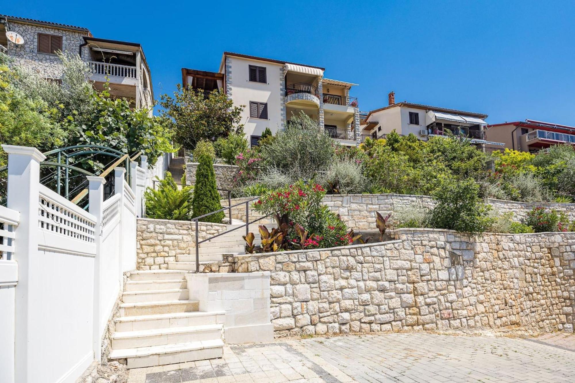 Apartments Lady M Rabac Buitenkant foto