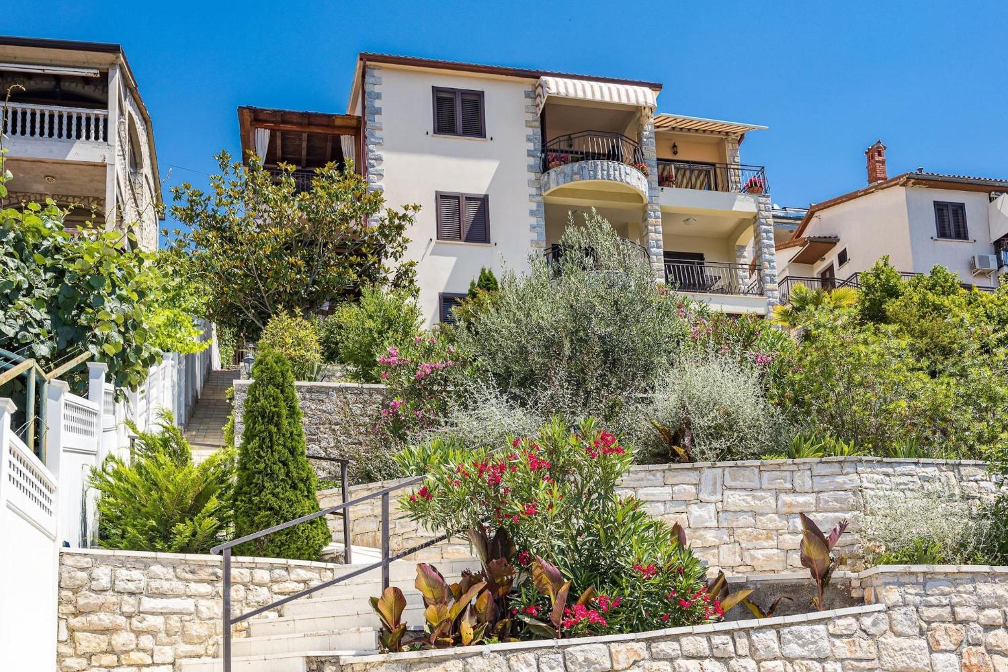 Apartments Lady M Rabac Buitenkant foto