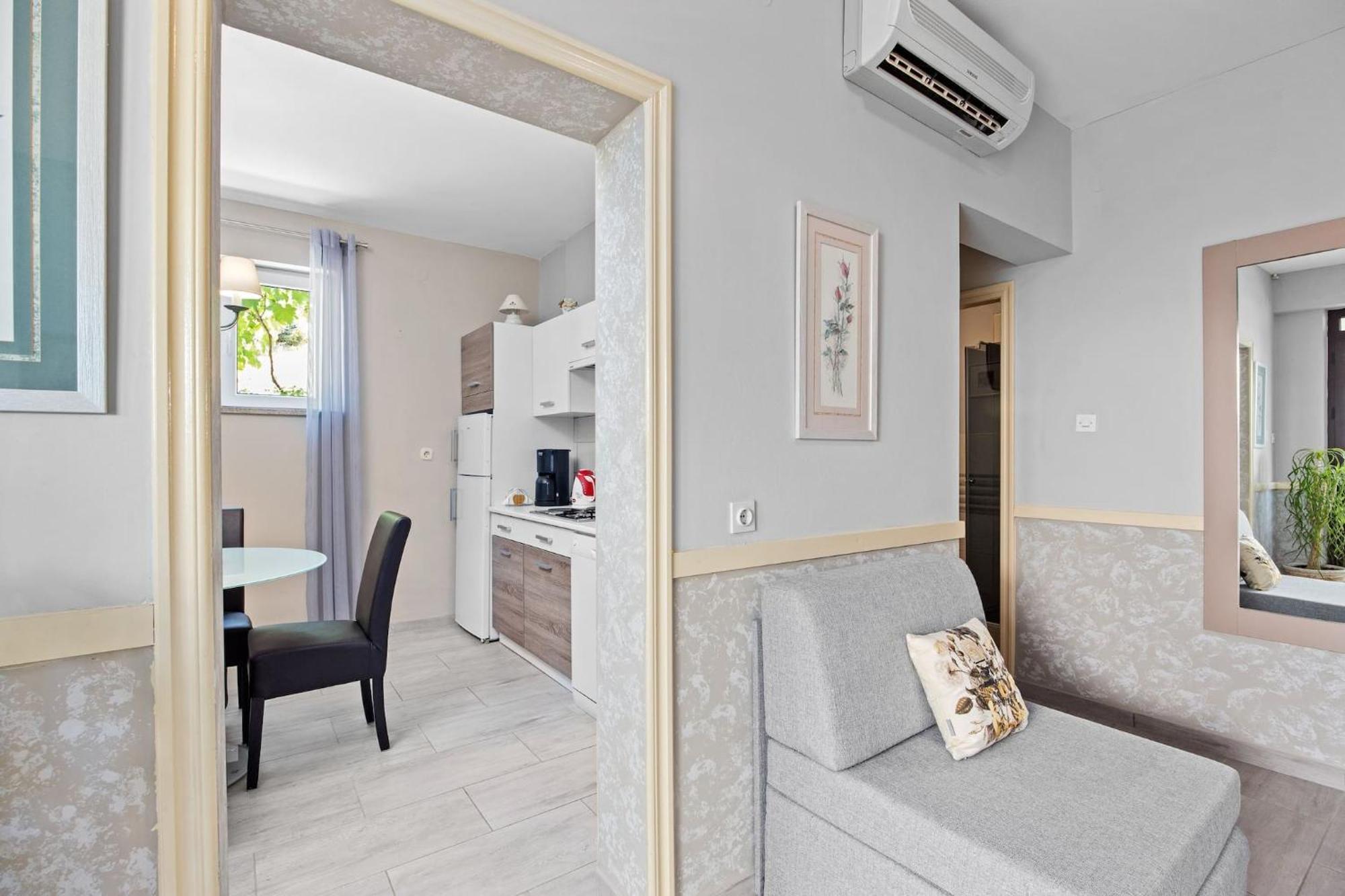 Apartments Lady M Rabac Buitenkant foto