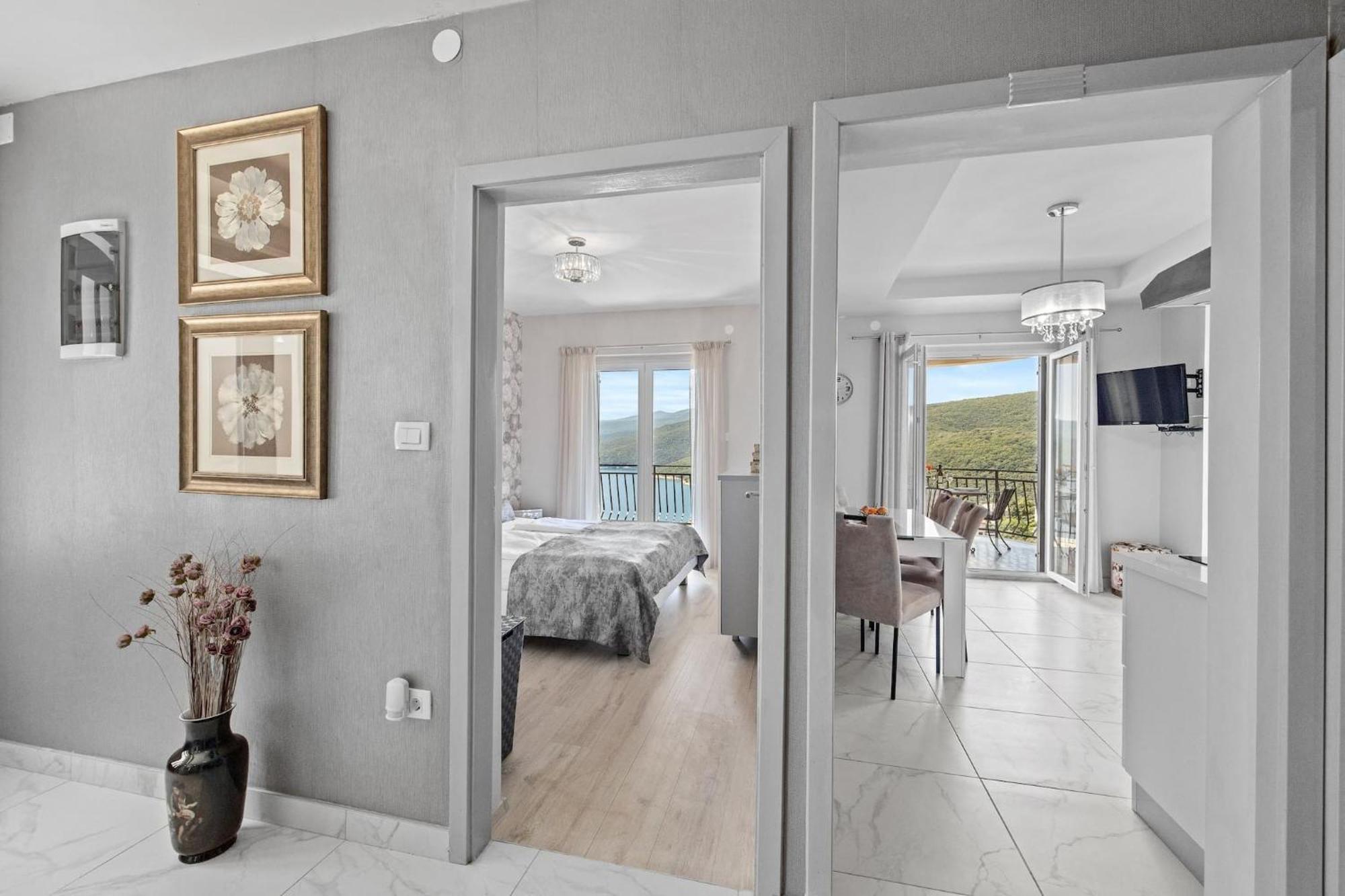 Apartments Lady M Rabac Buitenkant foto