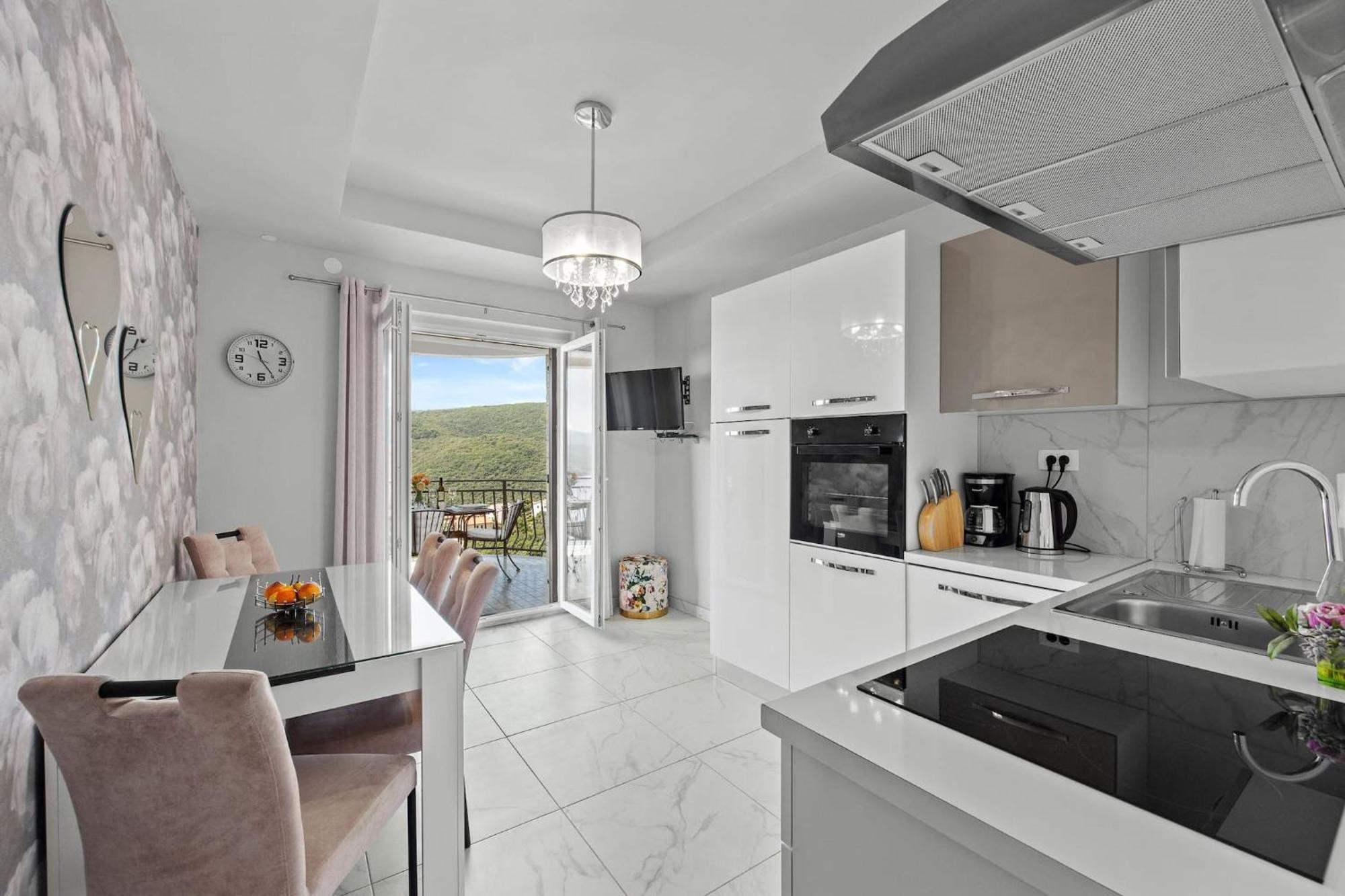 Apartments Lady M Rabac Buitenkant foto
